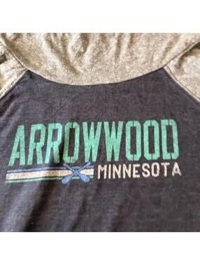Arrow Men's Grey and Navy Sweatshirt